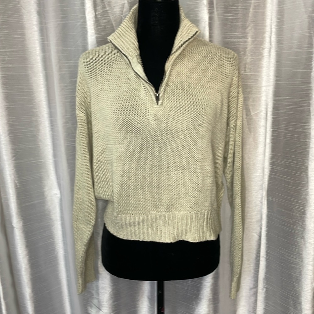 Harper Heritage Women’s M Dropped Shoulder Loose Knit 1/4 Zip Cropped Sweater